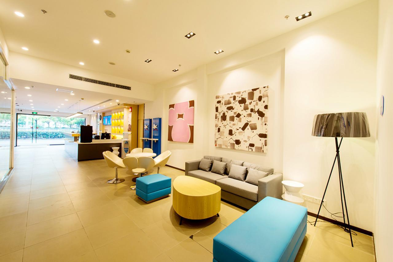 Hanting Express Shanghai Jiazhan Road Екстер'єр фото