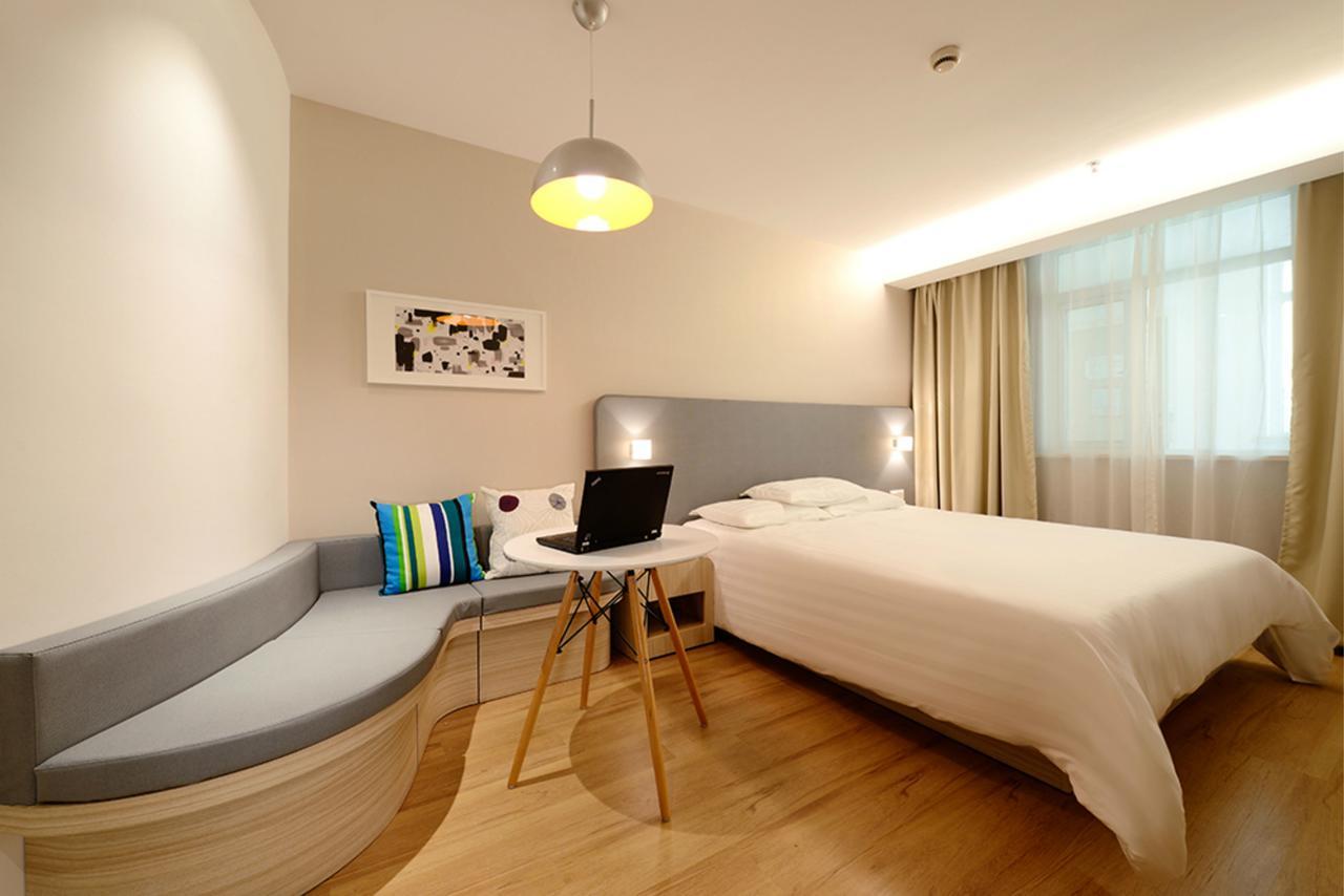 Hanting Express Shanghai Jiazhan Road Екстер'єр фото