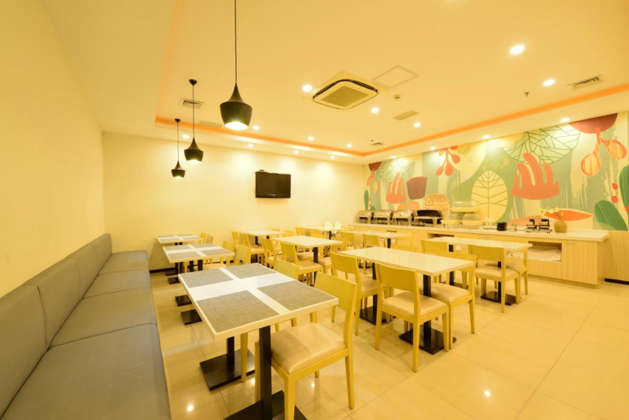 Hanting Express Shanghai Jiazhan Road Екстер'єр фото