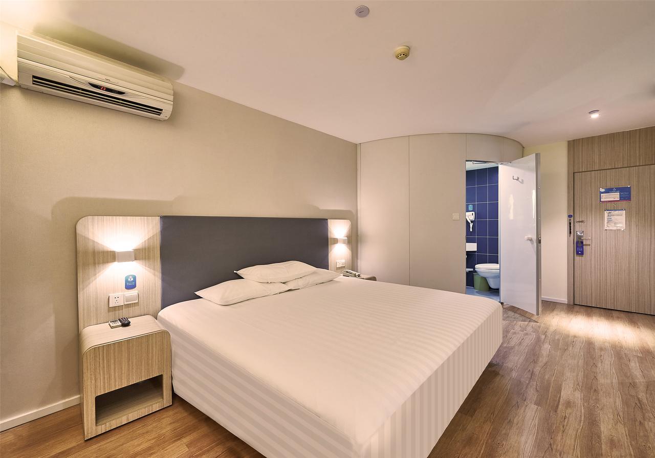 Hanting Express Shanghai Jiazhan Road Екстер'єр фото