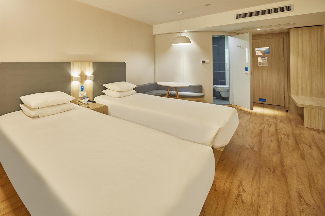 Hanting Express Shanghai Jiazhan Road Екстер'єр фото
