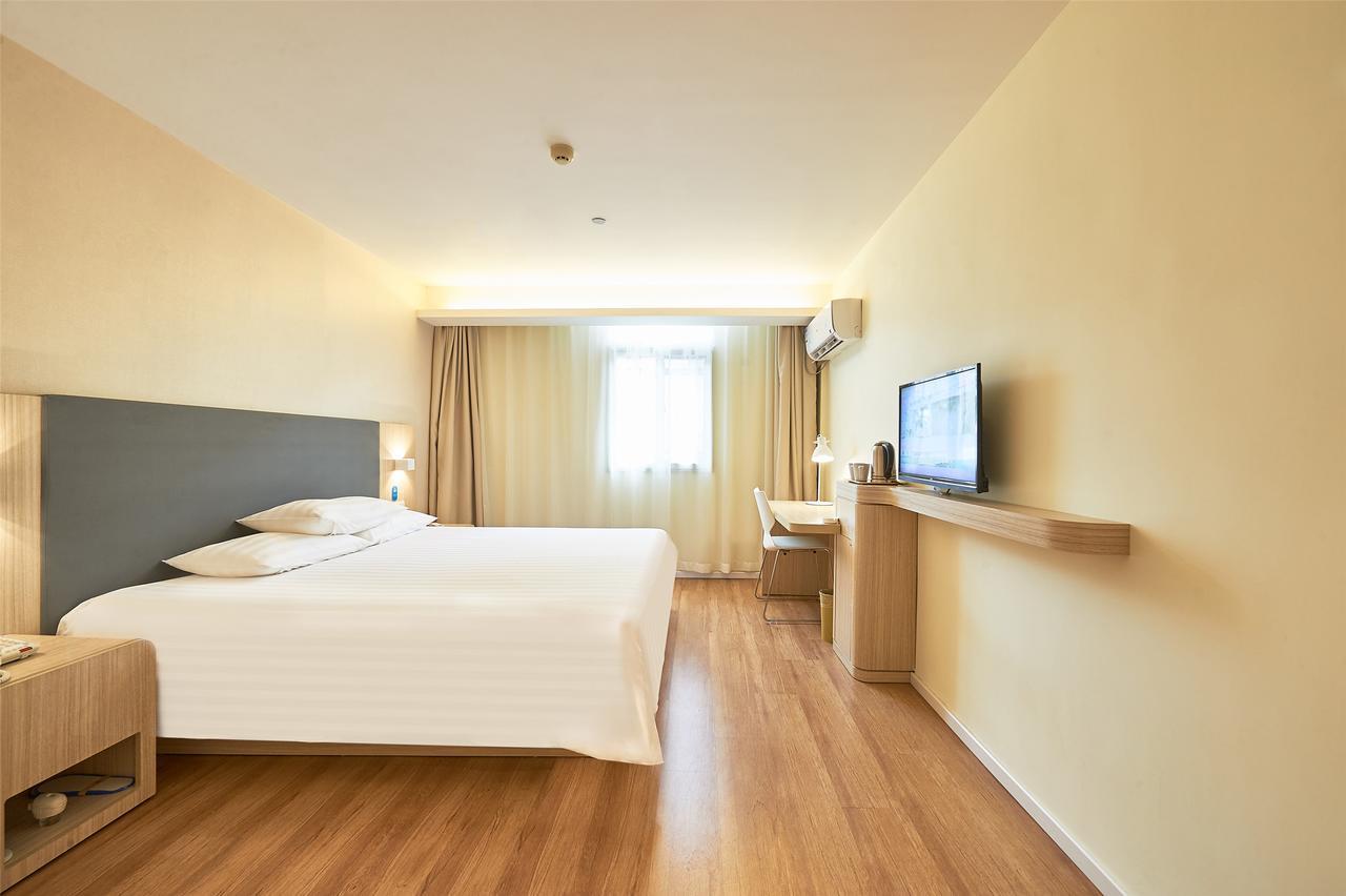 Hanting Express Shanghai Jiazhan Road Екстер'єр фото
